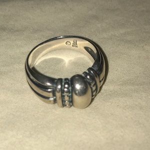James Avery retired ring
